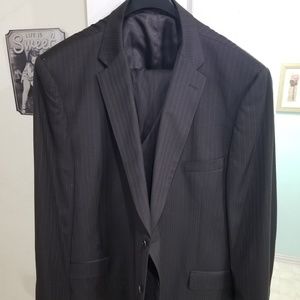 58 Regular Mens 3 piece Suit